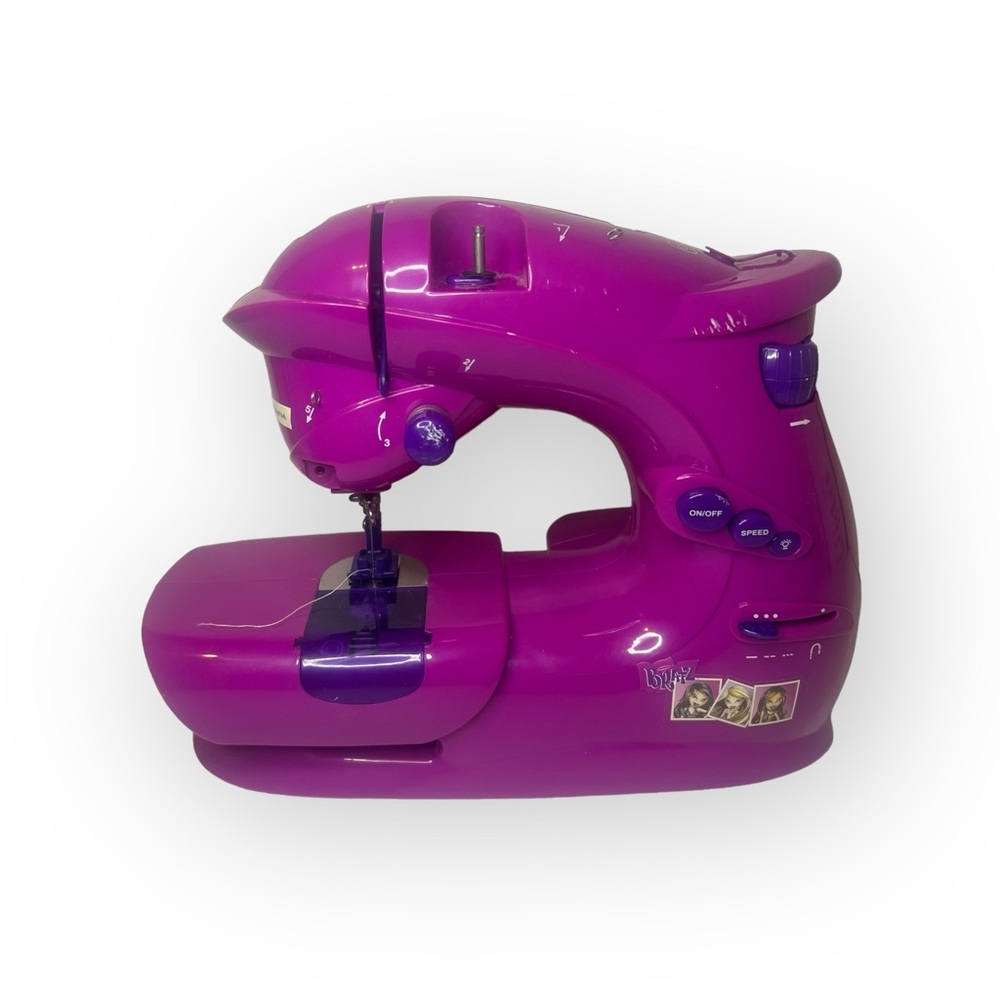 MGA BRATZ Sew Stylin Sewing Machine
